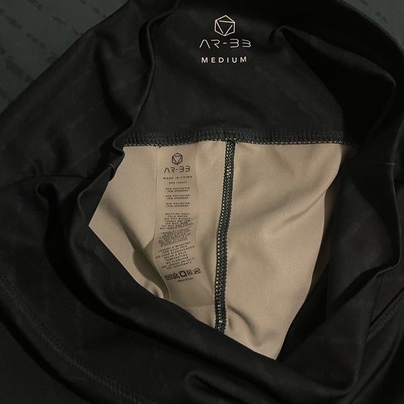 AR-33 Alpha High Waist Ombre Leggings | Size M - Picture 5 of 5